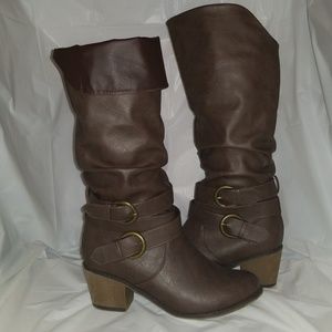 Brown Knee-high Pull-on boots